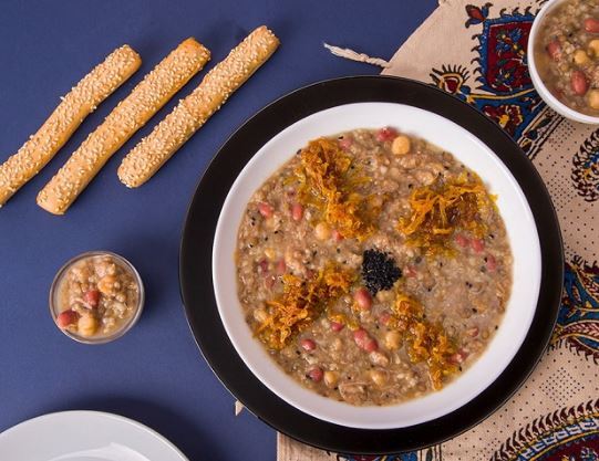 آش هفت قلم اصفهانی؛ یک میان وعده مقوی و پر انرژی