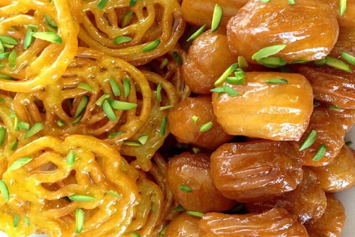 چگونه در منزل زولبیا و بامیه بازاری درست کنیم؟