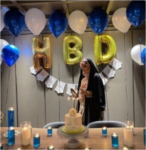 22