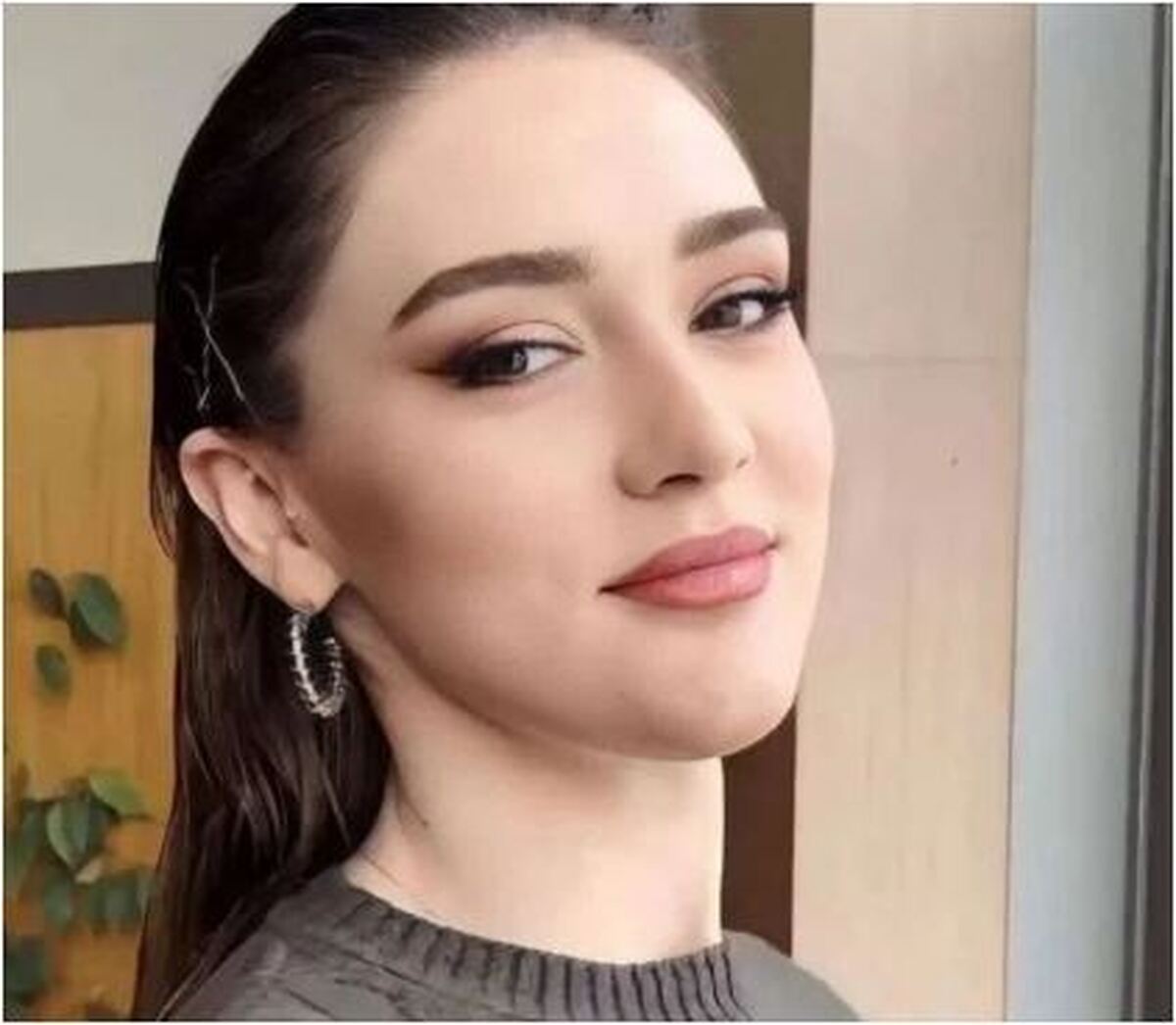 نگاهی به حیاط درندشت و باغ مانند ورزشکار معروف و جذاب ترکی/دارندگی و برازندگی یعنی این!