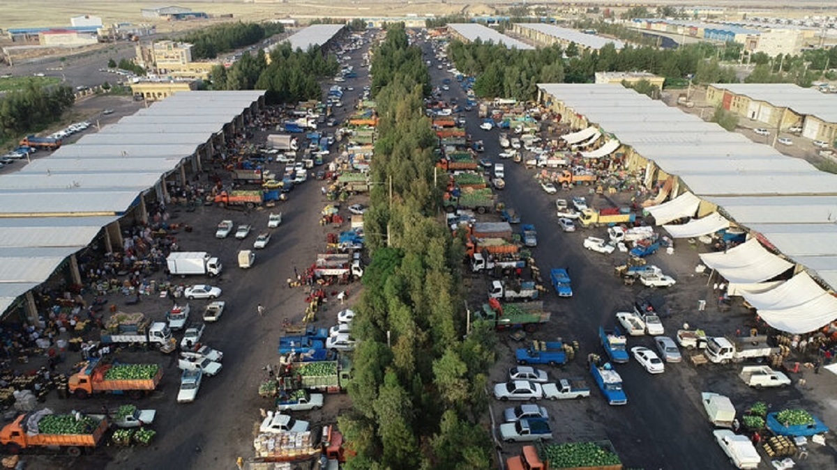 آغاز طرح توسعه میدان میوه و تره بار شهید رجایی قم