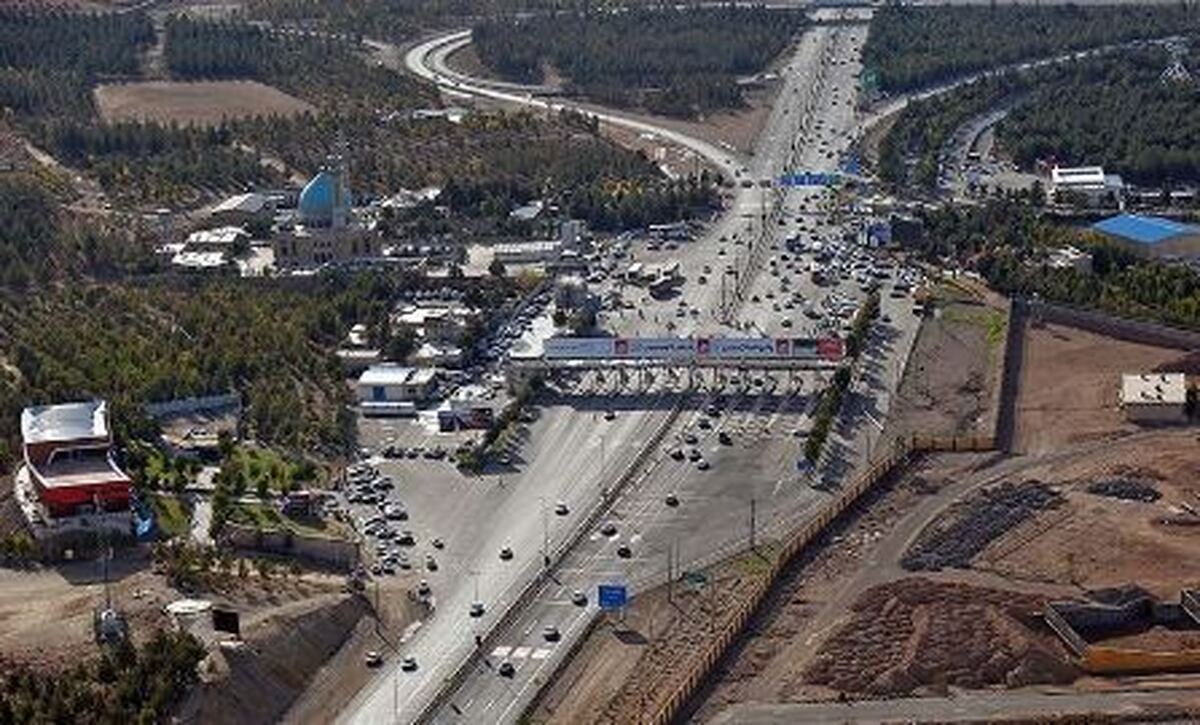آزادراه‌های قم در انتظار رسیدگی؛ مسیر خراب، امکانات محدود