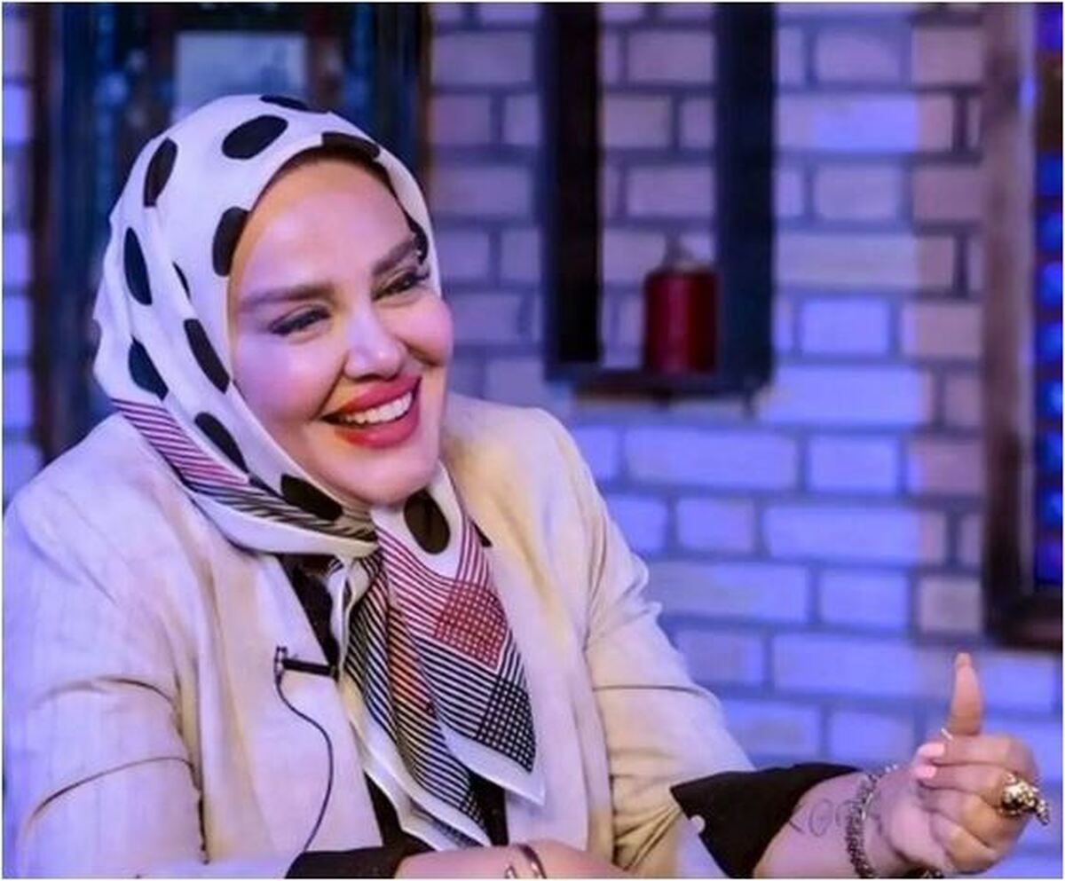 قابی خانوادگی از بهاره رهنما کنار خانواده همسرش/چه دورهمی پر تجملاتی!