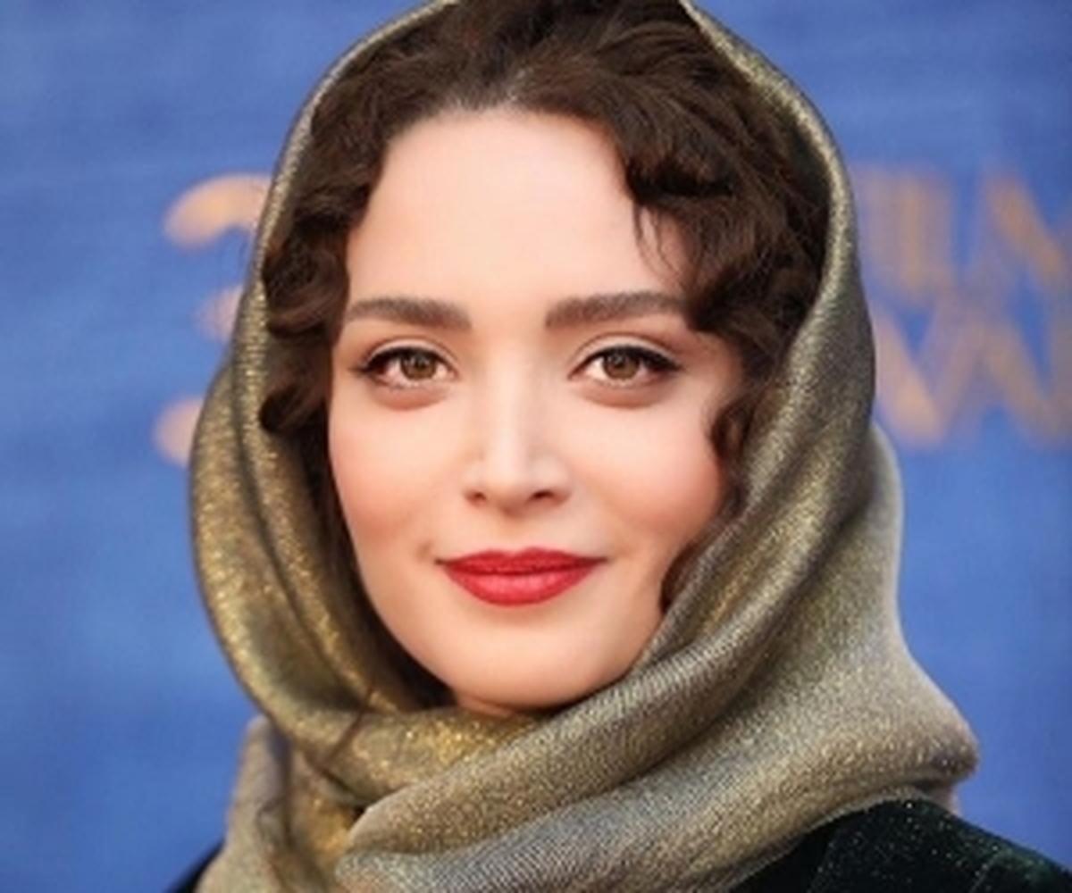 استایل خاص و چشمگیر بهنوش طباطبایی را در جشن حافظ از دست ندهید