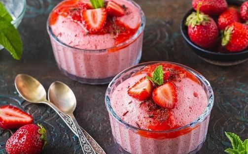 رسپی تهیه یک دسر خوشرنگ و خاص برای مهمان های ویژه