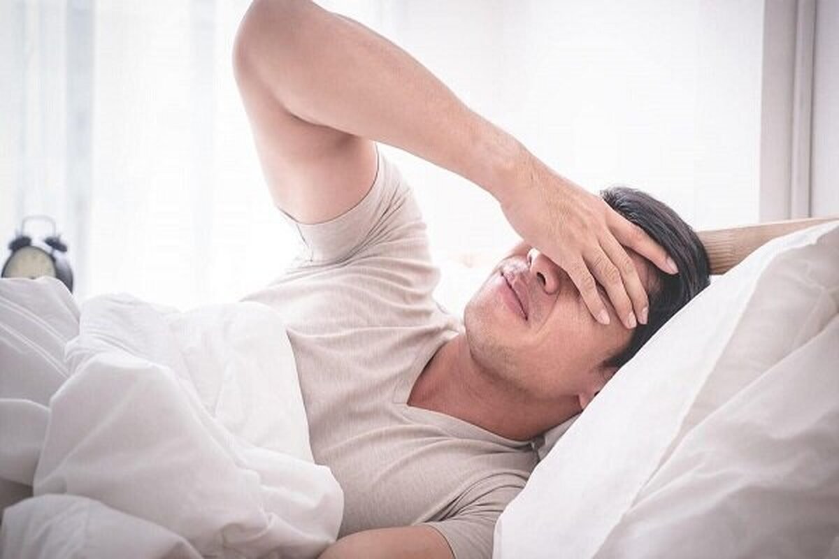 چرا وقتی روزه میگیریم، دچار سردرد میشویم؟