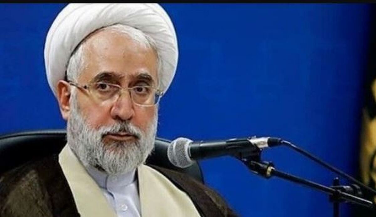 تظاهر به روزه‌خواری از نظر قانون و نظم عمومی جرم است