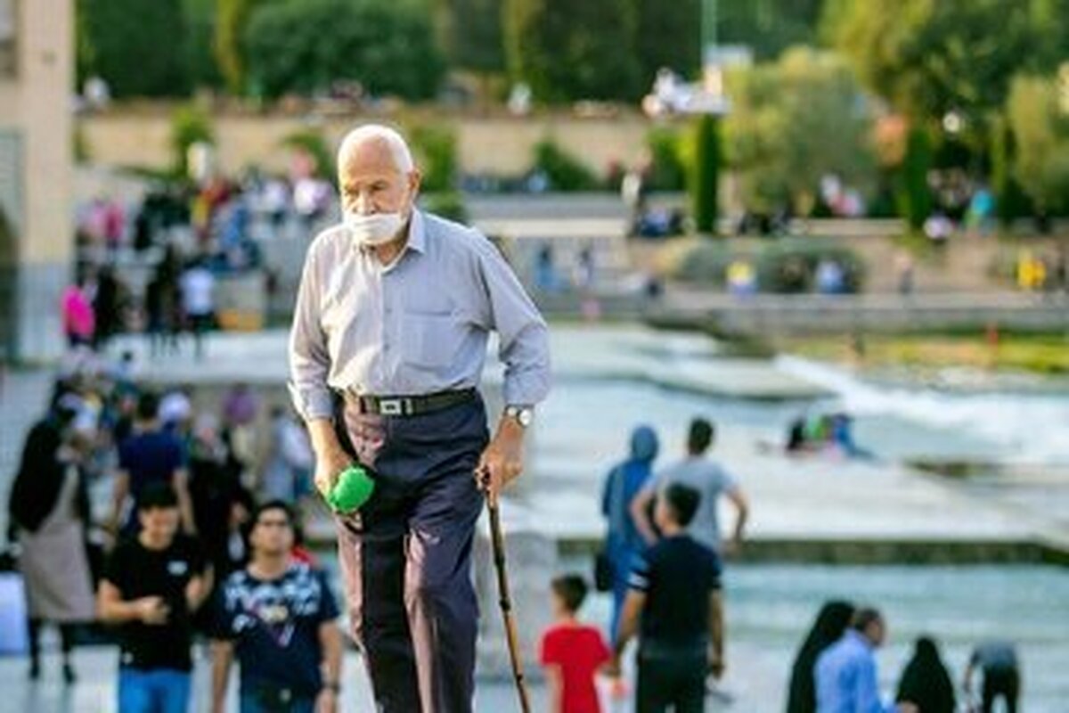 مبلغ عیدی در نظر گرفته شده امسال برای بازنشستگان توهینی بیش نیست!