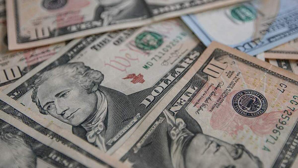 ترامپ هزینه‌های چند میلیون دلاری دولت سابق آمریکا را فهرست می‌کند