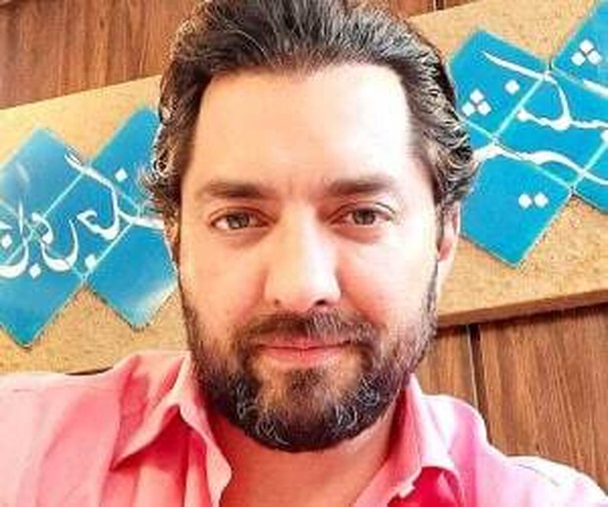 چیدمان مینیمال و لوکس کافی بار خانه بهرام رادان/مینا خانم کدبانوگری اش رو به نمایش گذاشت! +عکس