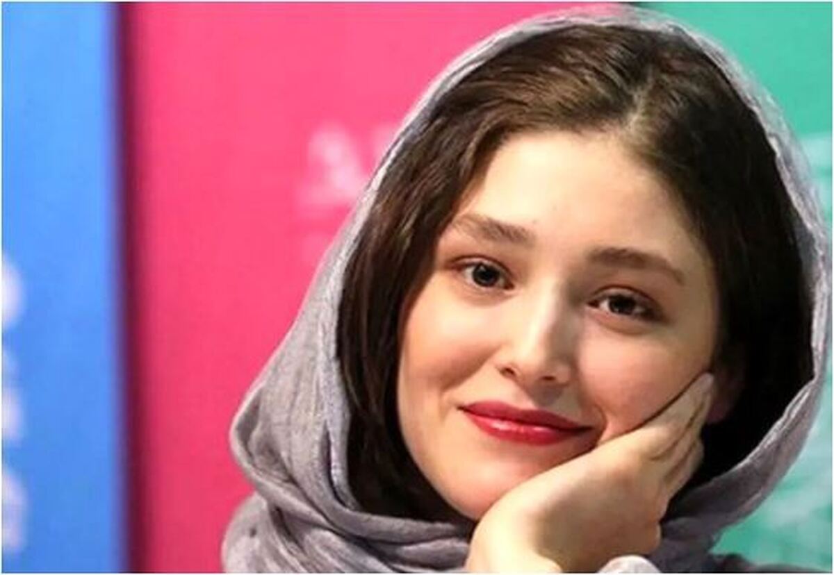 استایل راحتی و فیگور متفکرانه فرشته حسینی لب دریا/سفر‌های نوروزی شروع شد