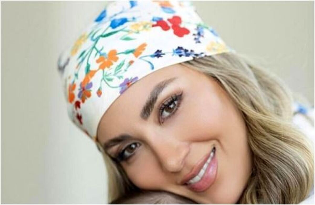مینا مختاری با انتشار این تصاویر حال و هوای عیدانه خانه اش را به نمایش گذاشت