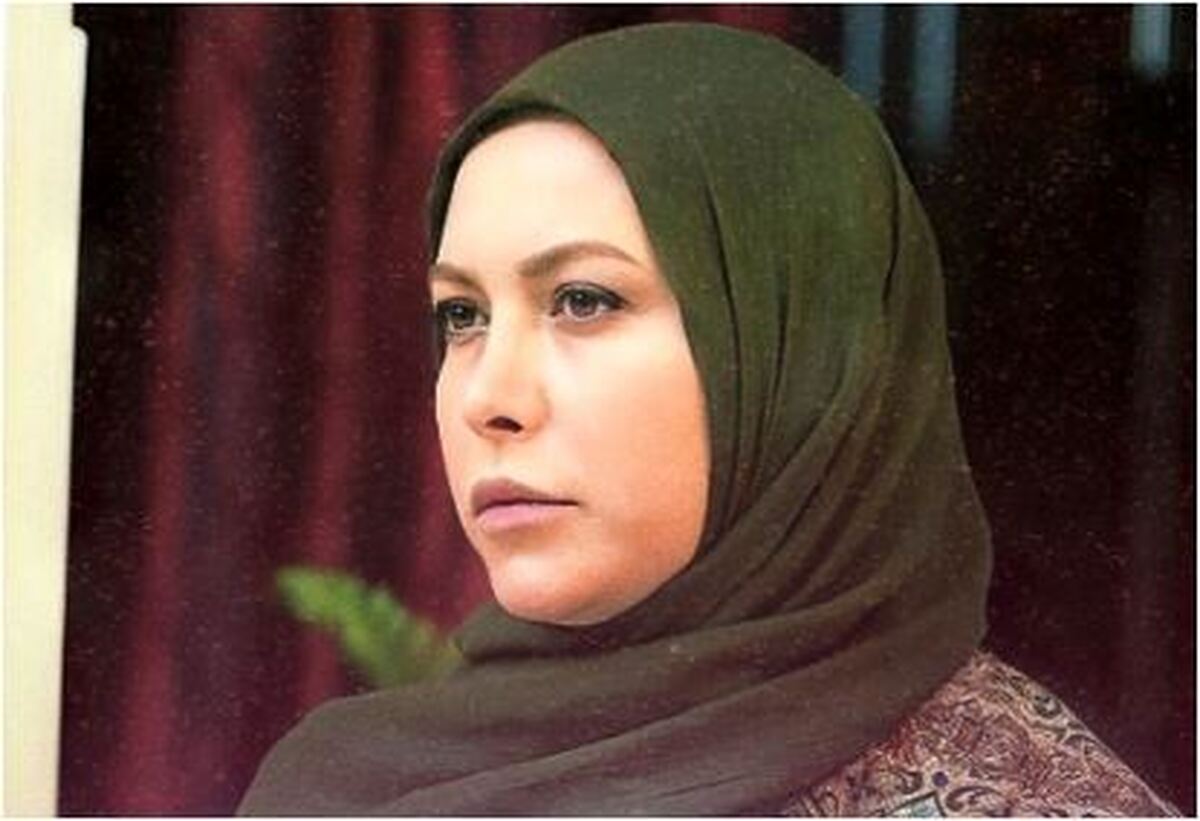 رونمایی فریبا نادری از استایل فوق خاص و کلاسیکش با کت سفید بلند/شیک بودن را از خانم بازیگر یاد بگیرید!