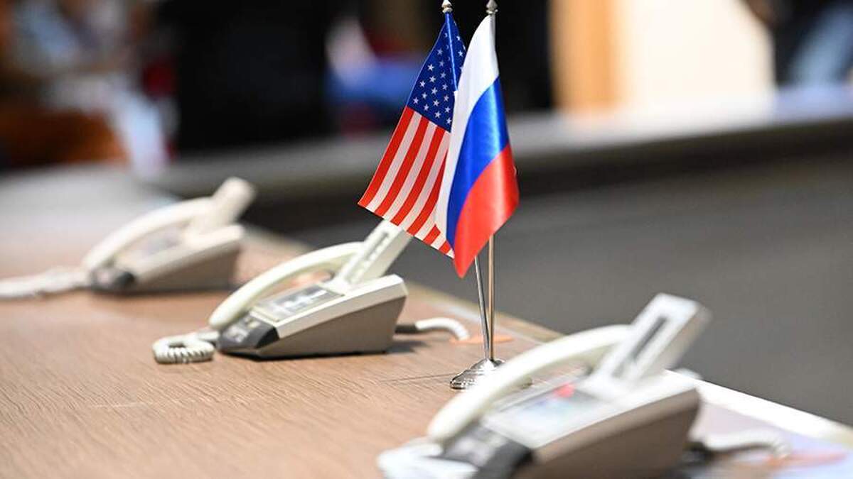 SVR از نگرانی بریتانیا در مورد گفتگوی آمریکا و روسیه درباره اوکراین خبر می‌دهد
