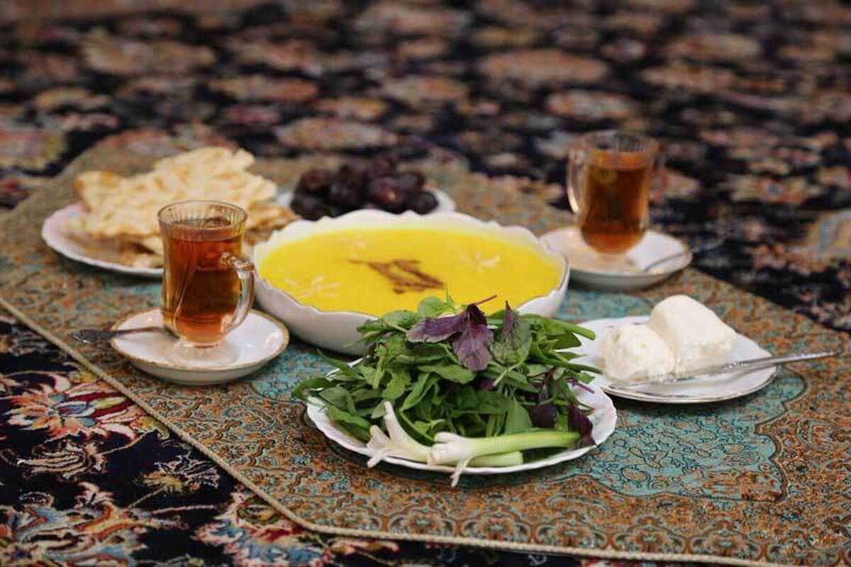 بهترین غذا‌ها و نوشیدنی‌ها برای سفره افطار