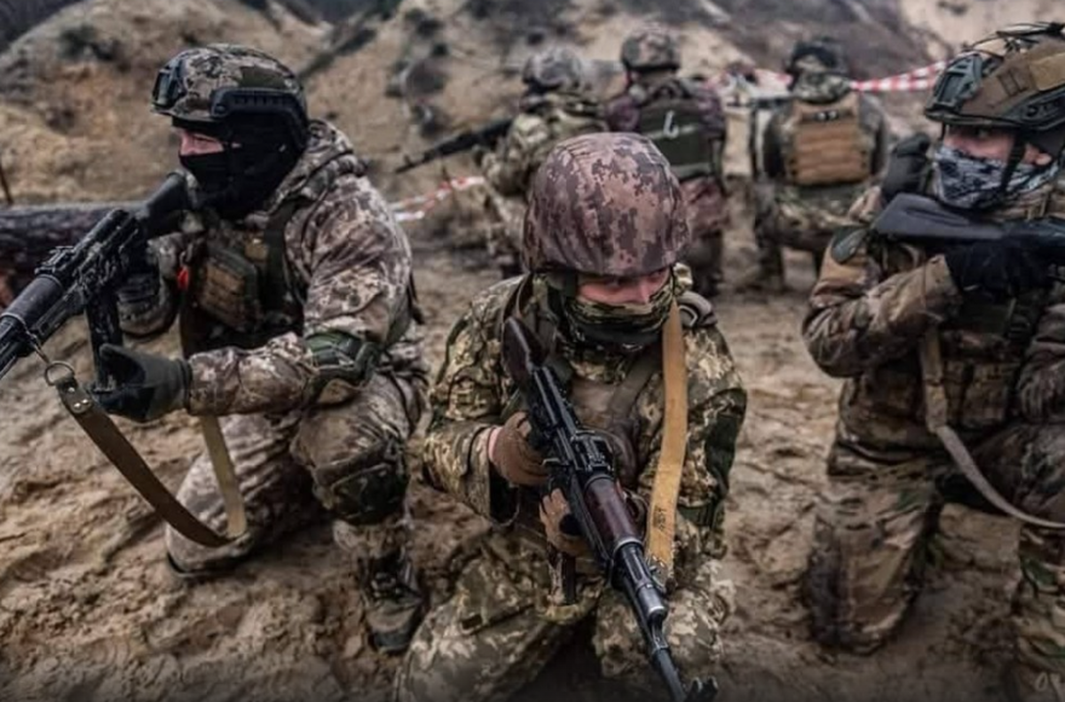 دانشمند علوم سیاسی توضیح داد که چرا زلنسکی شکست در نزدیکی کورسک را انکار می‌کند