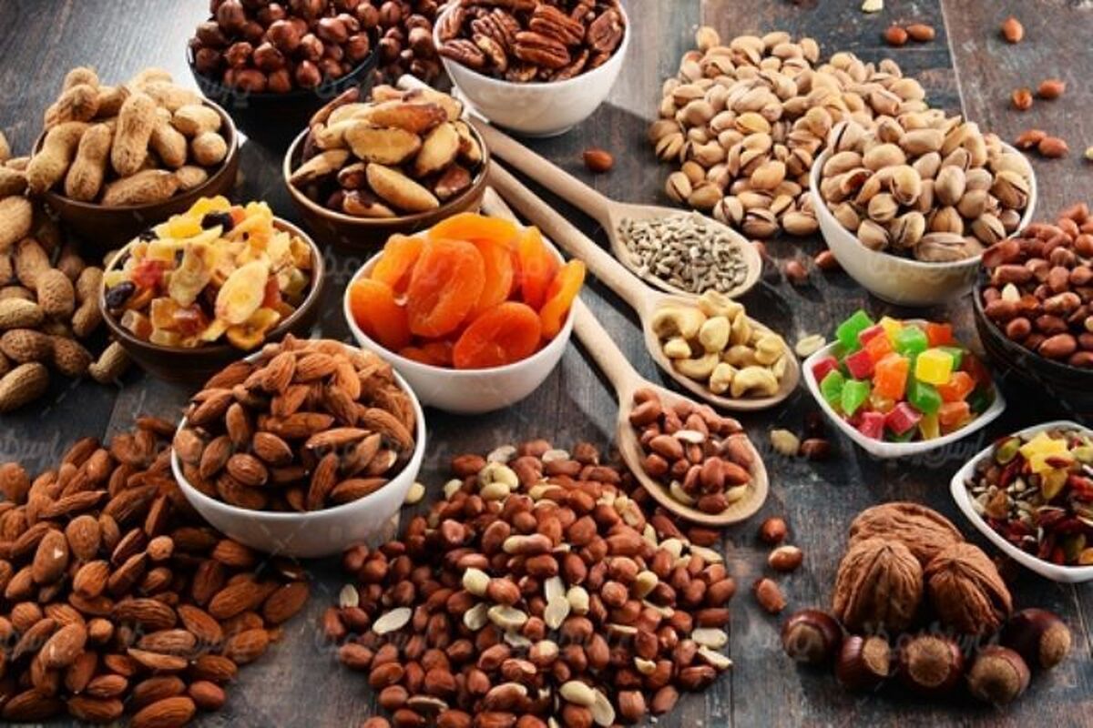 عوارض جبران‌ناپذیر آجیل‌های کهنه برای سلامتی