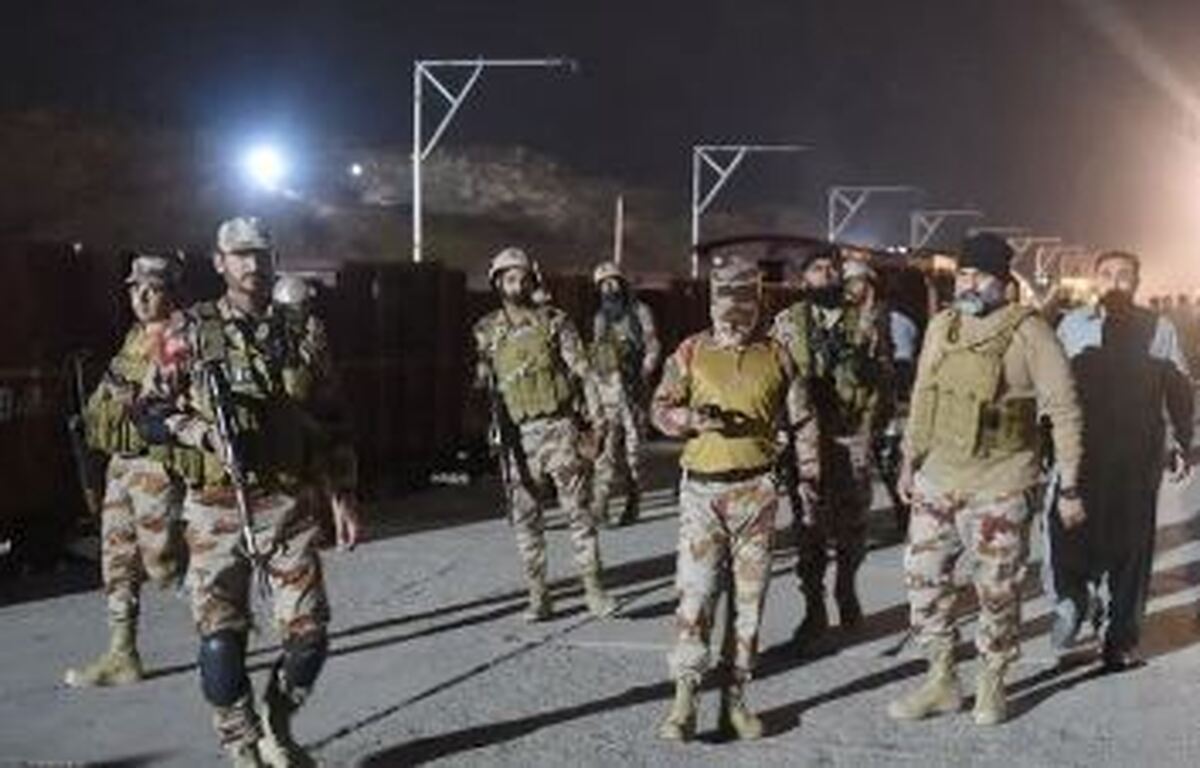 المرصاد: چرا پاکستان افغانستان را در حمله به قطار متهم کرد؟