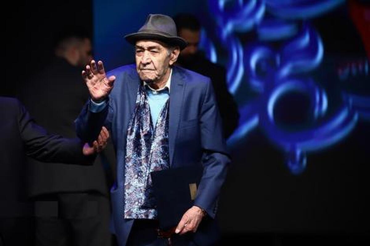 ذوق و هنر ایرج خواجه امیری در ۹۵ سالگی کماکان ادامه دارد