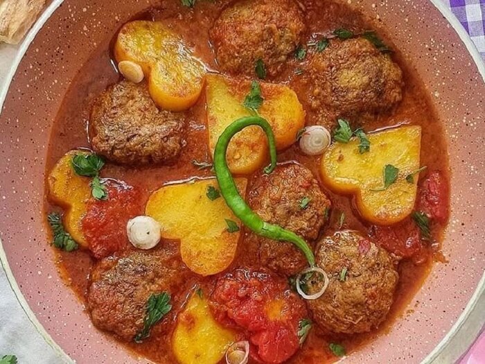 کباب تتالی؛ یک غذای ساده با گوشت چرخ کرده که اراکی‌ها عاشقشن!
