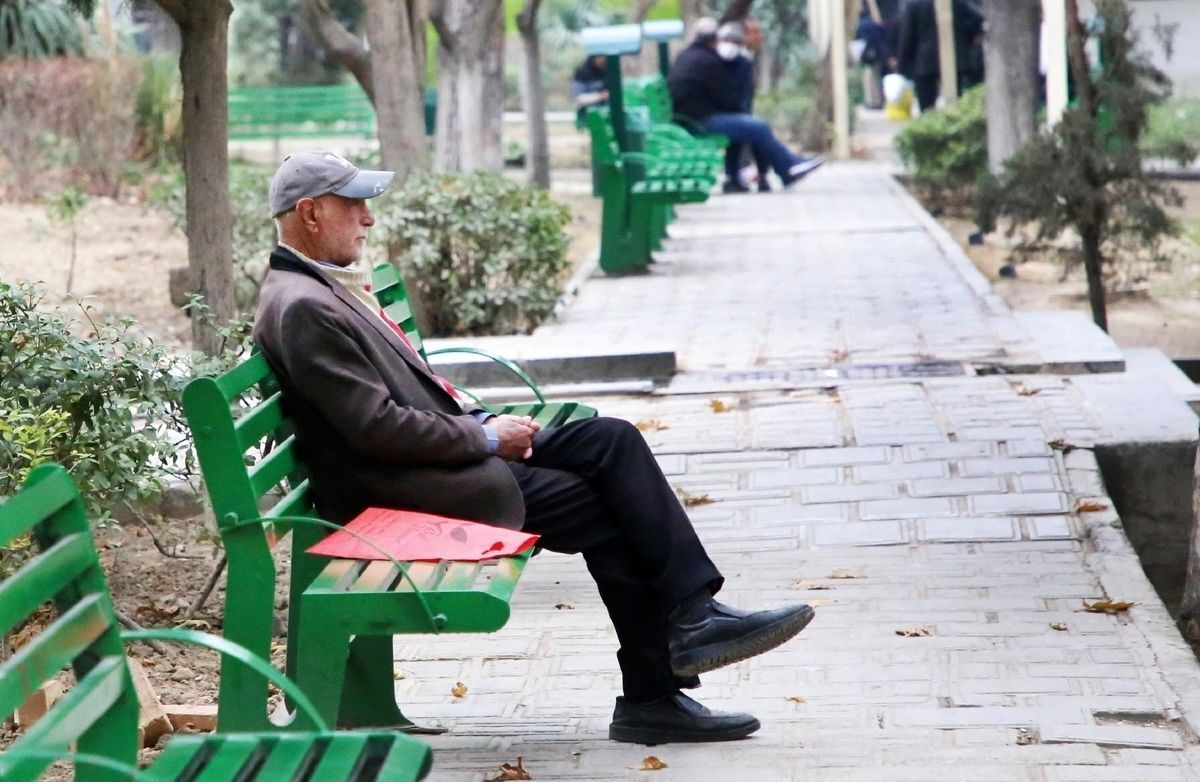 سالمندانی که با بی‌خوابی درگیرند، این ورزش‌ها را انجام دهند!