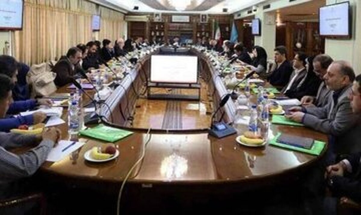 جلب نظر نمایندگان کارفرمایی برای افزایش ۴۵ درصدی حقوق کارگران