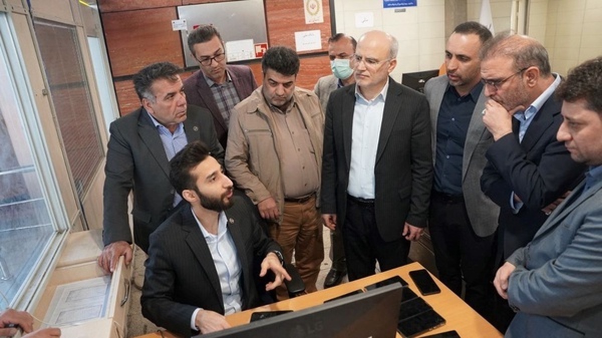 بازدید سرپرست بازرسی اقتصادی از گمرک فرودگاه امام (ره)