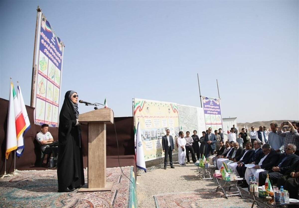 صادق: کل ایران بداند نهضت مسکن‌سازی با قدرت ادامه دارد