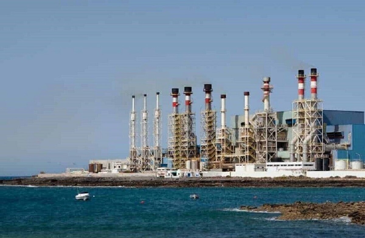 تبون بزرگترین کارخانه نمک زدایی آب دریا الجزایر را افتتاح کرد
