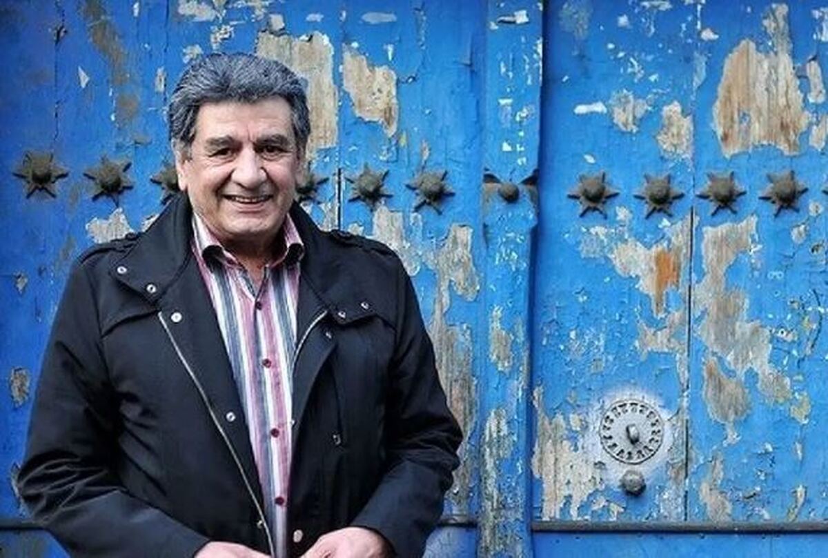 جمعیت عظیم در مراسم خاکسپاری مرحوم منوچهر والی زاده با وجود بارندگی+عکس