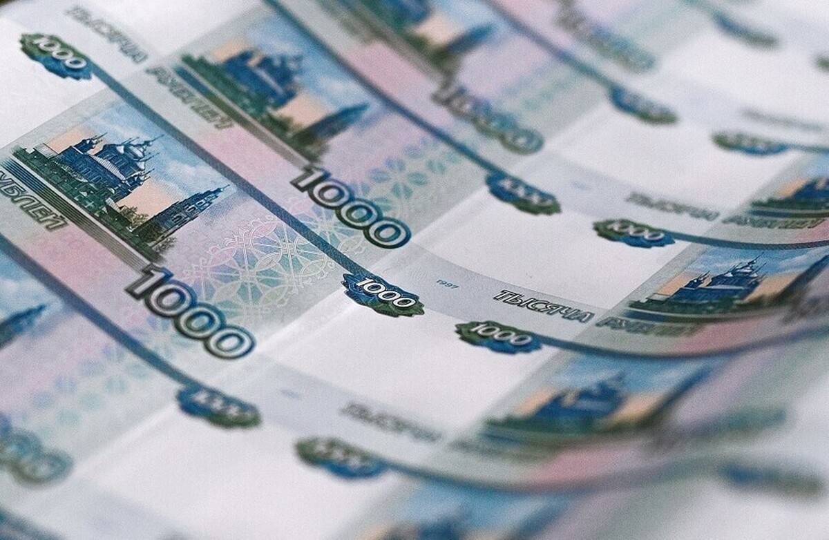 بلومبرگ: روبل به امیدوارکننده‌ترین ارز در بازار‌های نوظهور تبدیل می‌شود