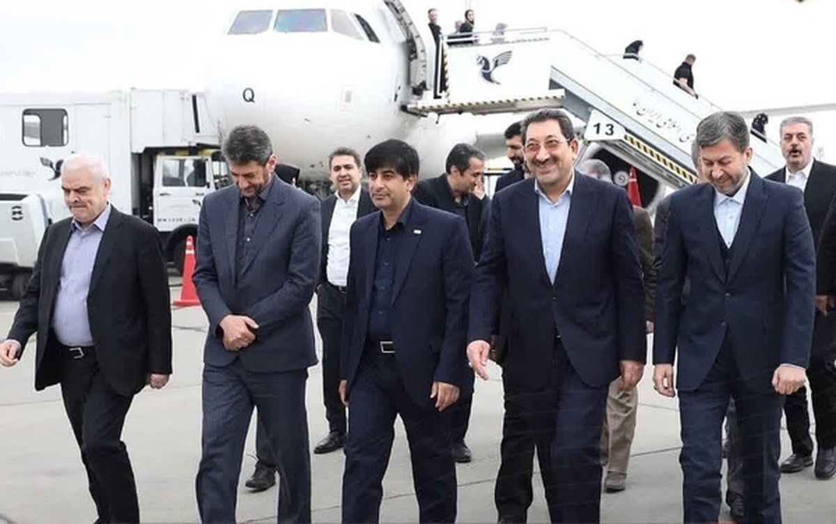 وزیر صمت وارد اصفهان شد