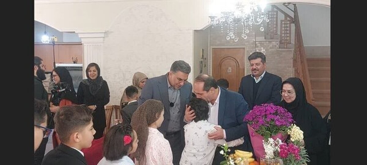 خدمت به یتیمان باید با الهام از سیره اهل‌بیت (ع) انجام شود