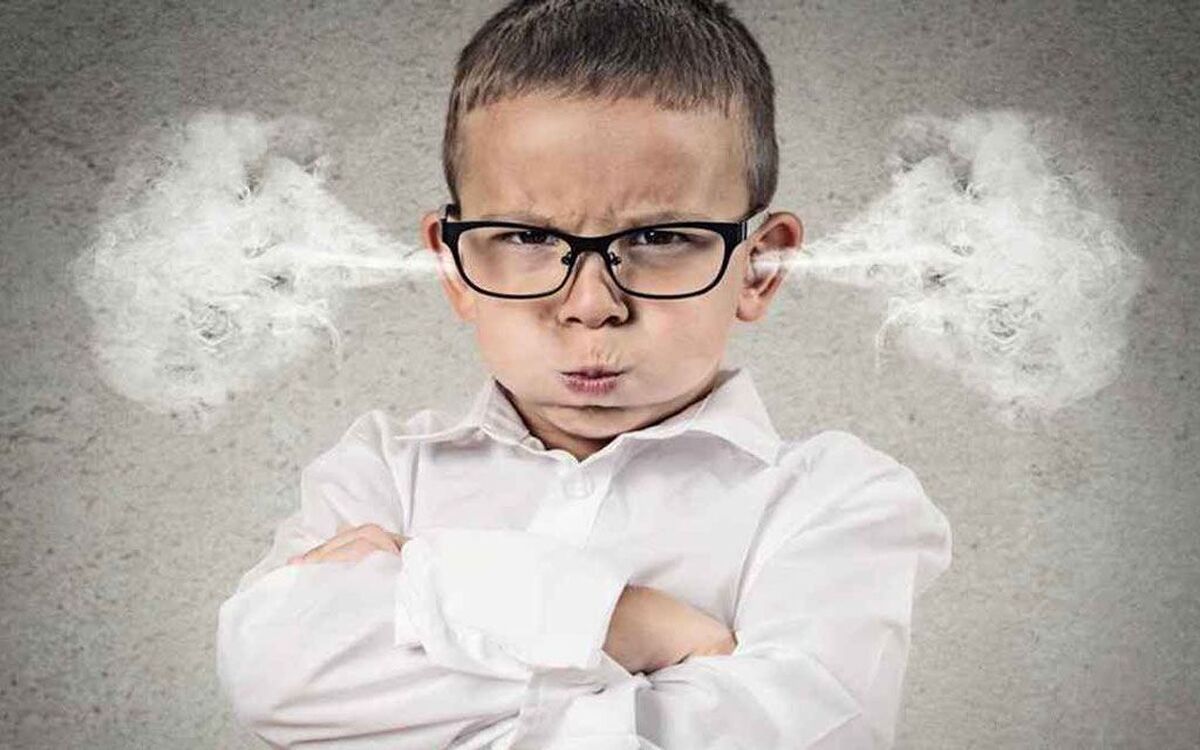 چگونه پرخاشگری و لجبازی کودکم را مدیریت کنم؟