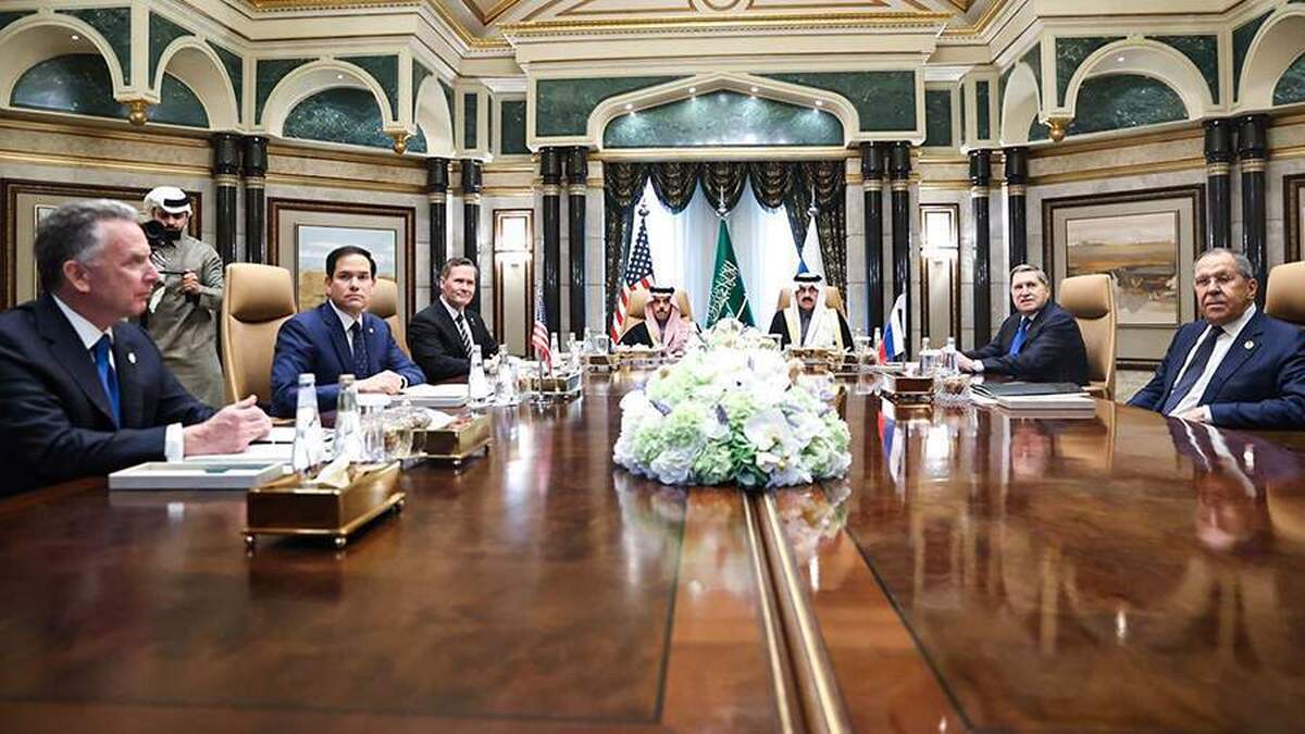 ترامپ پیشرفت مذاکرات آمریکا و روسیه برای پایان دادن به درگیری در اوکراین را موفقیت آمیز خواند