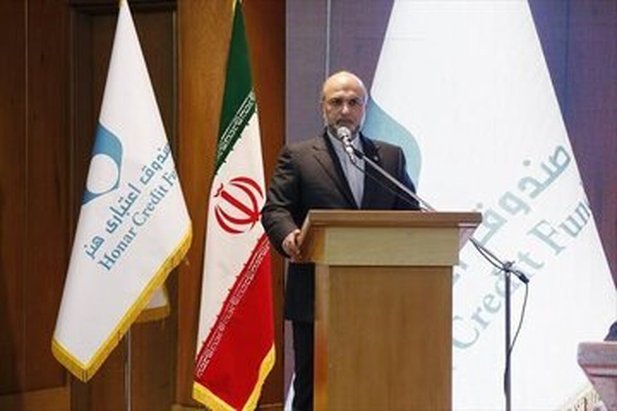 تلاش های  مدیرعامل صندوق اعتباری هنر برای رفع مشکل هم پوشانی بیمه اصحاب