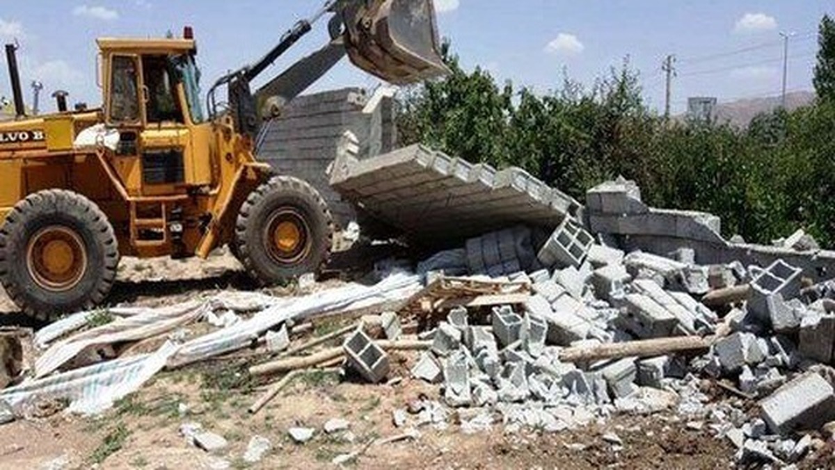 ۴۲ هزار مترمربع از اراضی کشاورزی در قلعه نو آزادسازی شد