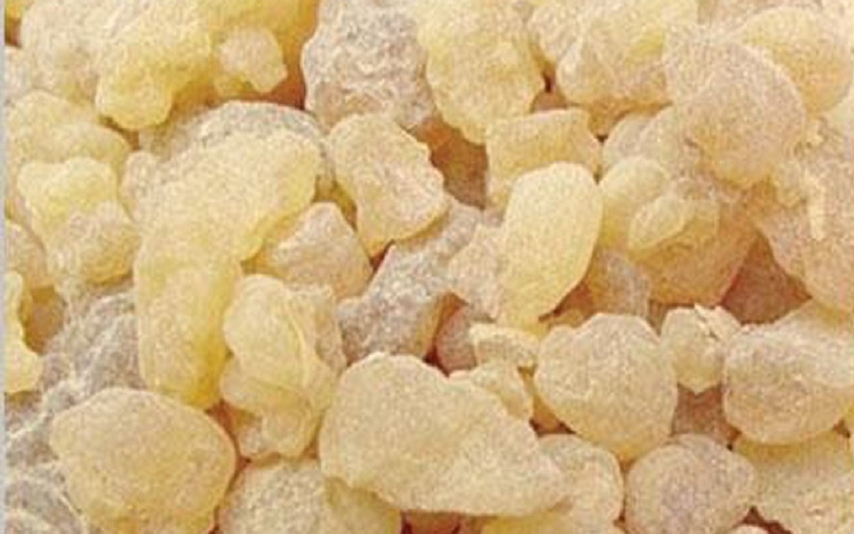 روغن کندر بر پوست و مو چه تاثیری دارد؟
