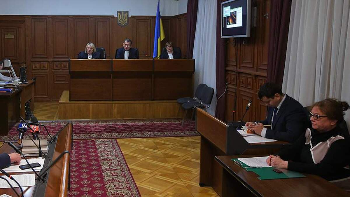 دادگاه عالی اوکراین برای اولین بار تحریم‌های شخصی اعمال شده توسط زلنسکی را لغو کرد