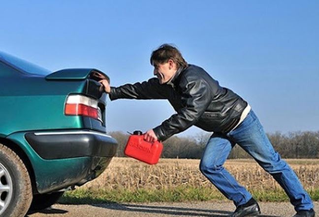 آیا در صورت تمام شدن بنزین می‌شود با الکل ماشین را به راه انداخت؟