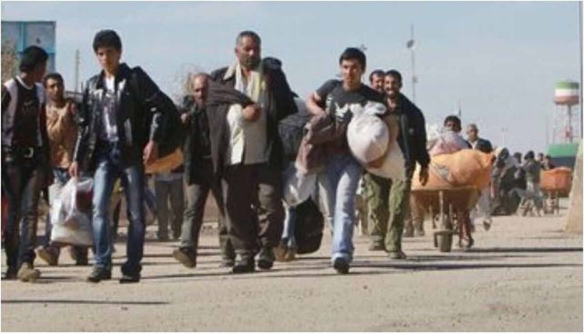 ۱۱۱ خانواده افغانستانی از ایران خارج شدند