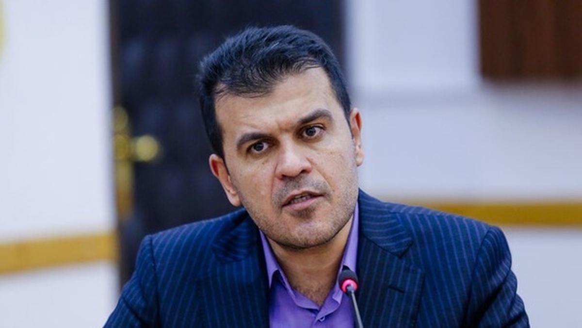 افشین: معاونت علمی برای نخبگان مرزی قائل نیست