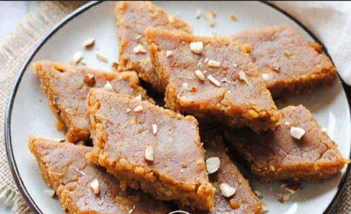 رسپی شیرینی حلوایی با شیره انگور؛ سالم و مقوی!