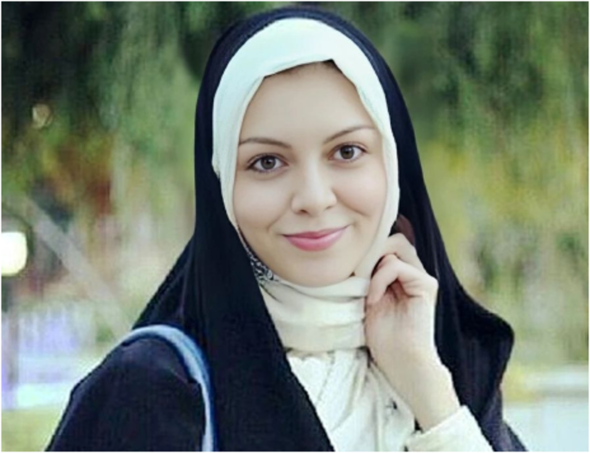 نگاهی به جشن عقد عاشقانه آزاده نامداری و همسر معروفش/چرا همشون تیره پوشیدن؟