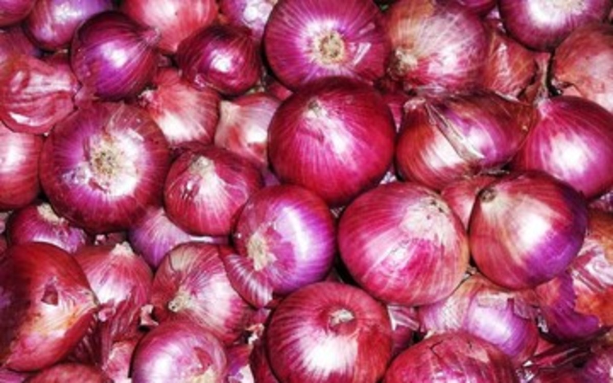 چه کسی قرار است جلوی افزایش قیمت پیاز را بگیرید؟