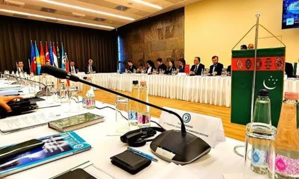 معرفی ظرفیت بندر دریایی «ترکمن‌باشی» در بوداپست