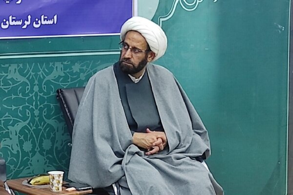 امام (ره) به ایران و ایرانی و اسلام هویت داد