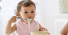 نوزاد از چند ماهگی میتواند ماست مصرف کند؟