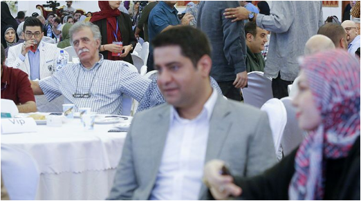 تقابل آزاده نامداری و فرزاد حسنی در یک مراسم که توجه همه رو به خودش جلب کرد+عکس/ فقط نگاه‌های فرزاد حسنی