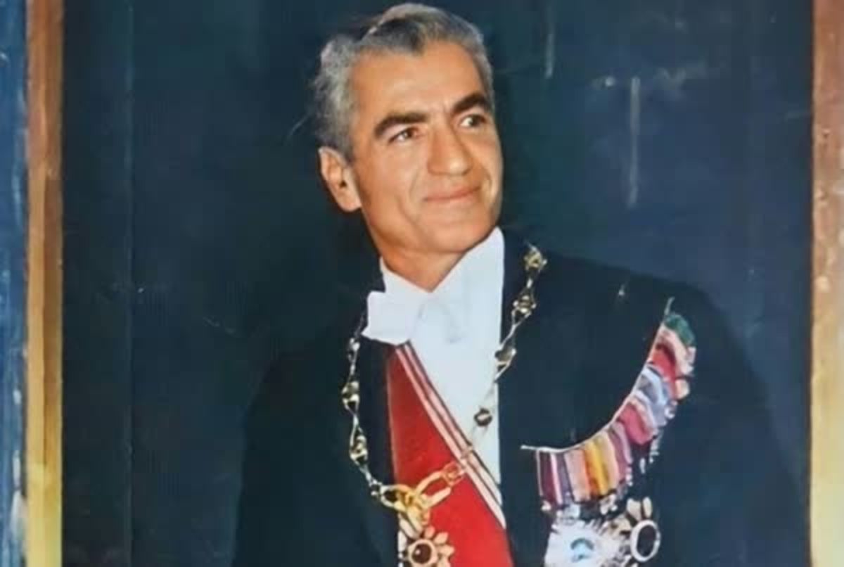 باج یک میلیارد دلاری پهلوی به فرانسه!